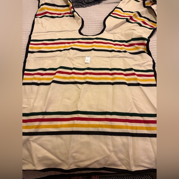 Pendleton Adult Poncho, Never Worn, No Stains 82%wool 18%cotton - Picture 5 of 9